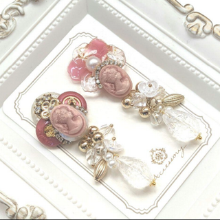 カメオ♥　フラワー✨　ピアス★イヤリング　  ２点目から¥１５０引き(ピアス)