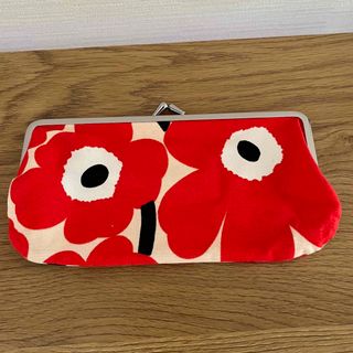 マリメッコ(marimekko)のマリメッコ　がま口ポーチ(ポーチ)