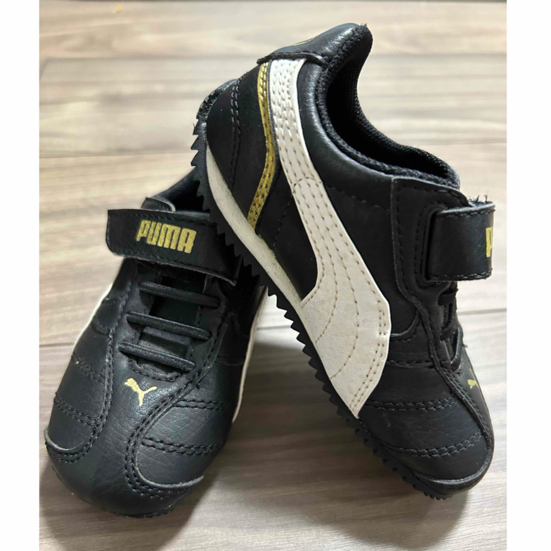 PUMA(プーマ)の【新品未使用品】プーマ スニーカー 黒  キッズ/ベビー/マタニティのベビー靴/シューズ(~14cm)(スニーカー)の商品写真