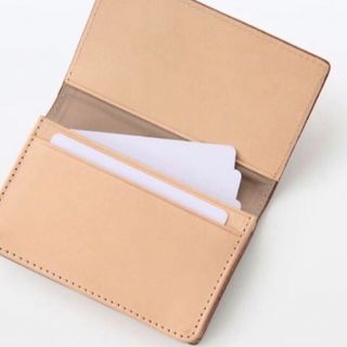 ムジルシリョウヒン(MUJI (無印良品))の【新品】MUJI イタリア産ヌメ革 名刺入れ(名刺入れ/定期入れ)