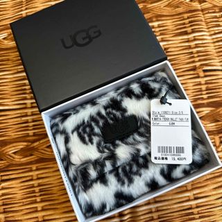 アグ(UGG)の【新品タグ付き】Martha French Wallet Faux Fur 財布(財布)