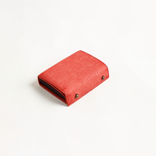エムピウ(m+)のmillefoglieⅡ P25 quadretti red(折り財布)