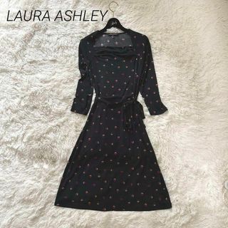 ローラアシュレイ(LAURA ASHLEY)のローラアシュレイ　ワンピース　黒　サイズ7(ひざ丈ワンピース)