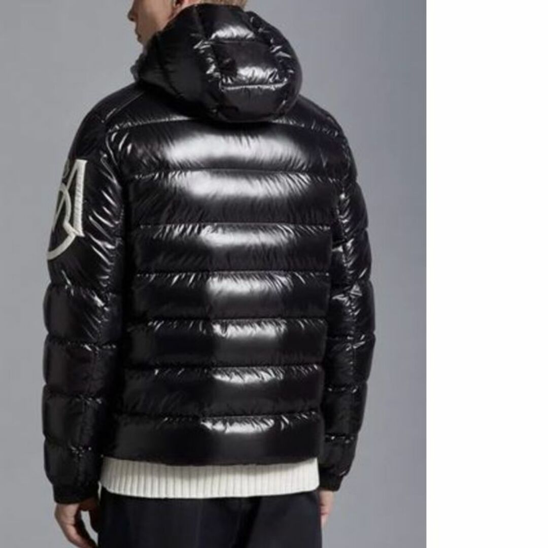 MONCLER(モンクレール)の●新品/正規品● MONCLER Saulx ショート ダウン メンズのジャケット/アウター(ダウンジャケット)の商品写真