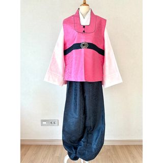 パジチョゴリ 新品同様 青みピンク 高級シルク韓服チマチョゴリの パジチョゴリ 新品同様 青みピンク 高級シルク韓服チマチョゴリの