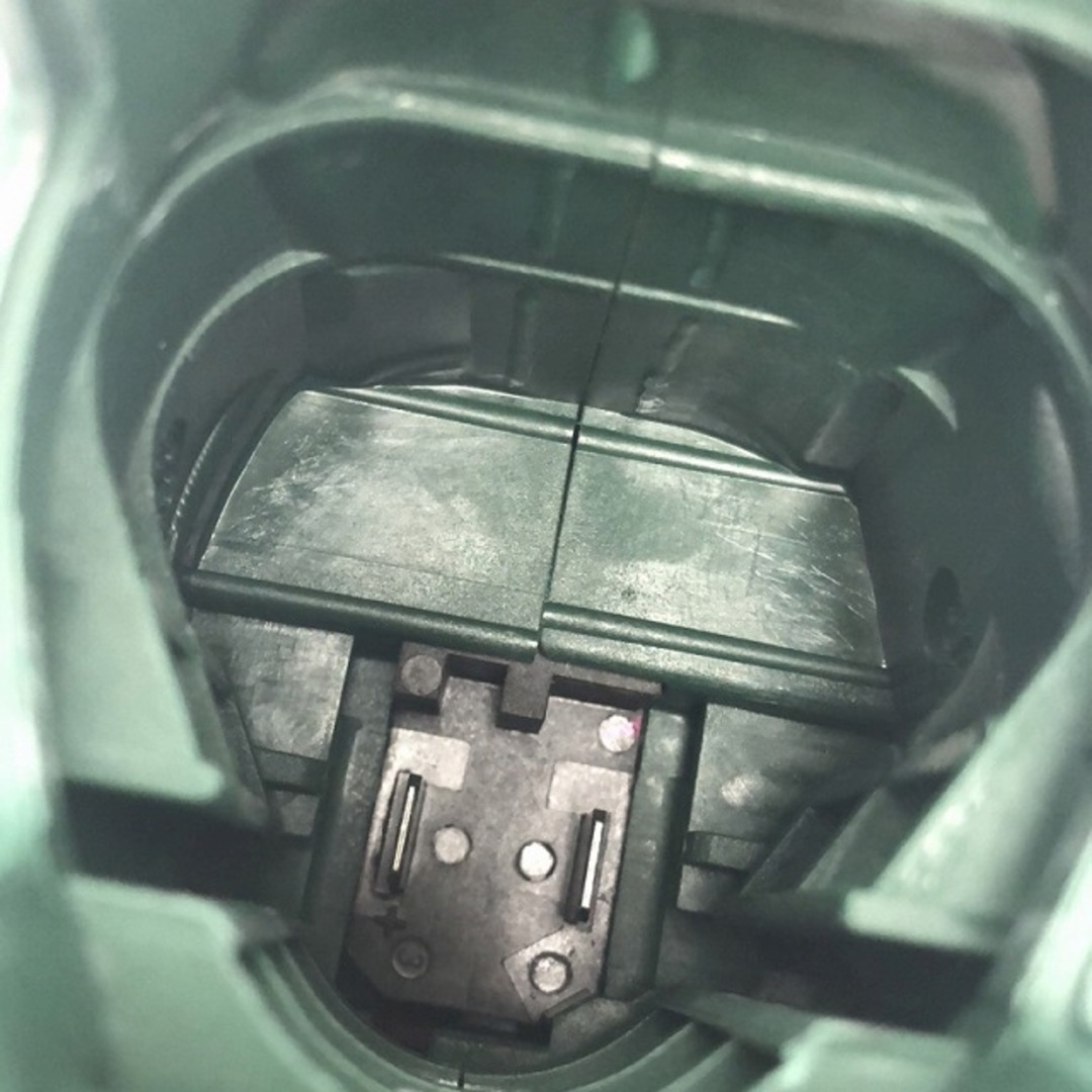 BOSCH - ☆中古品☆ 替刃オマケ付♪ BOSCH ボッシュ 10.8V BOSCH - ☆中古品☆ 替刃オマケ付♪ BOSCH ボッシュ 10.8V