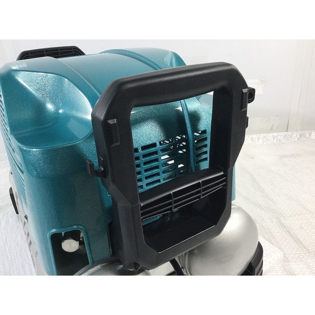 Makita(マキタ)の☆未使用品☆makita マキタ 常圧/高圧 エアコンプレッサー AC500XL 青/ブルー エアーコンプレッサー エア工具 エアツール 85715 自動車/バイクのバイク(工具)の商品写真