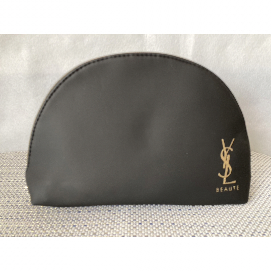 Yves Saint Laurent(イヴサンローラン)の【YSL】イヴ・サンローランノベルティポーチ【新品未使用】 レディースのファッション小物(ポーチ)の商品写真