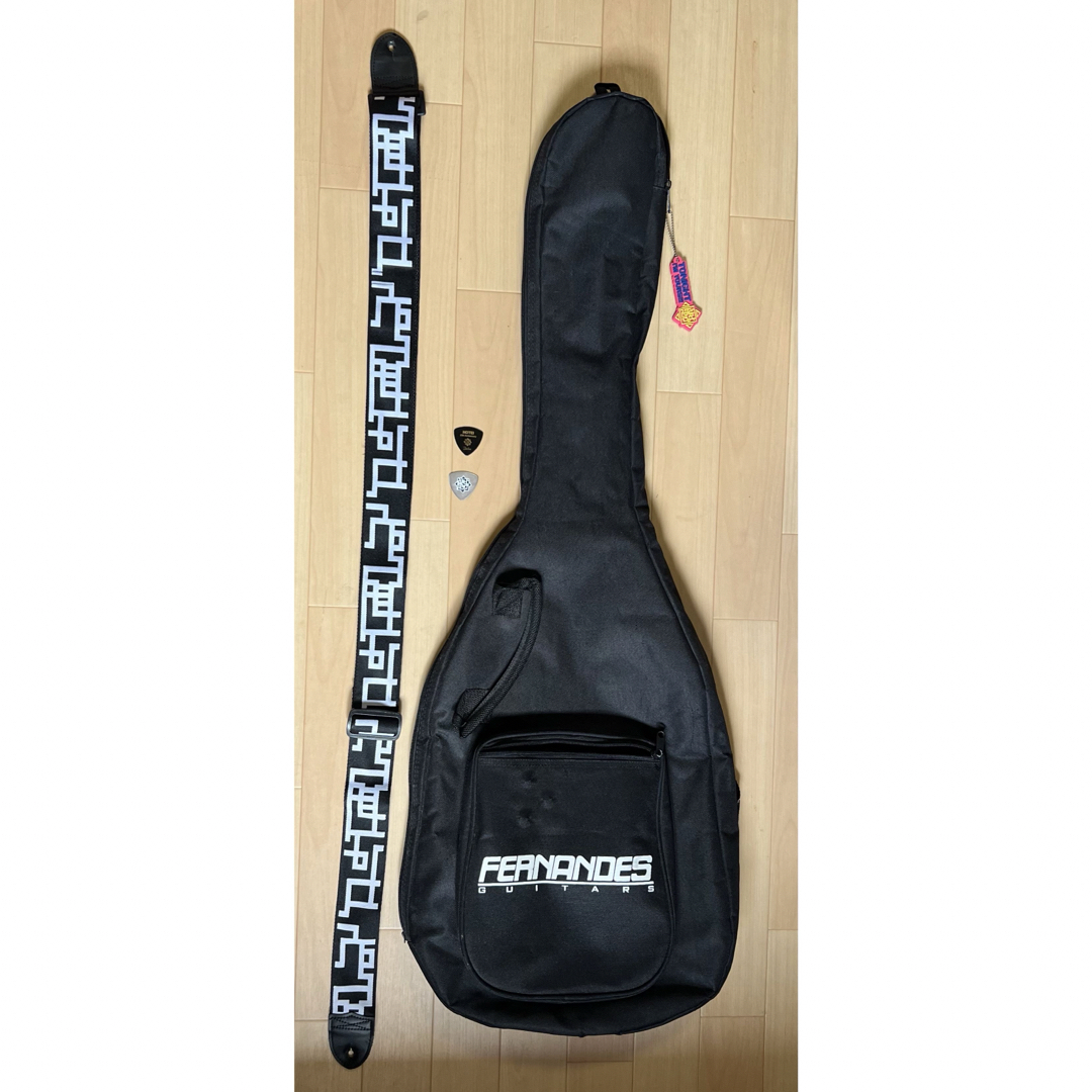 フェルナンデス エレキギター 布袋寅泰 楽器のギター(エレキギター)の商品写真