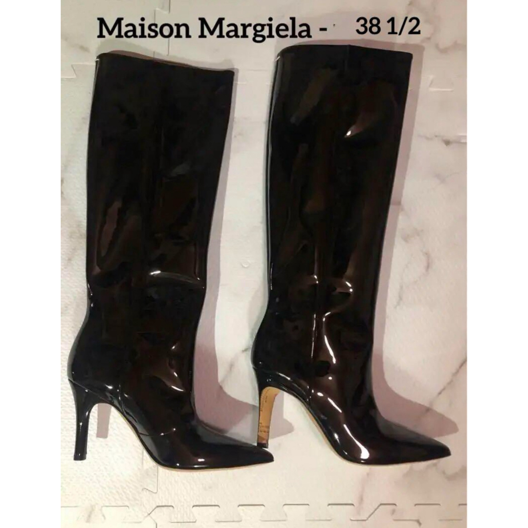 Maison Martin Margiela(マルタンマルジェラ)のMaison Margiela エナメル ブーツ 美品 レディースの靴/シューズ(ブーツ)の商品写真