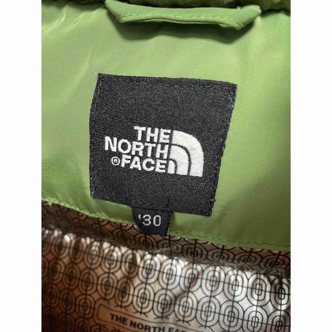 THE NORTH FACE(ザノースフェイス)の【美品】ノースフェイス⭐︎ダウンジャケット⭐︎グリーン キッズ/ベビー/マタニティのキッズ服男の子用(90cm~)(ジャケット/上着)の商品写真