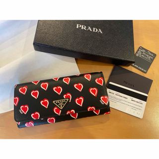 プラダ(PRADA)の♡新品・未使用♡ PRADAプラダ  ハート柄　ウォレット 長財布(財布)