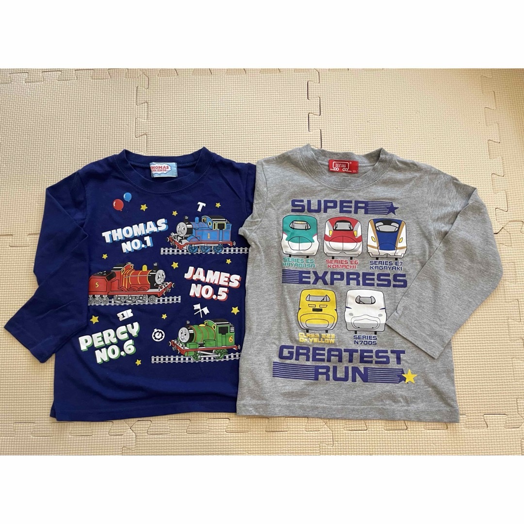 電車の長袖Tシャツ120cm キッズ/ベビー/マタニティのキッズ服男の子用(90cm~)(Tシャツ/カットソー)の商品写真