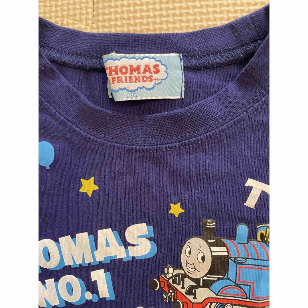 電車の長袖Tシャツ120cm キッズ/ベビー/マタニティのキッズ服男の子用(90cm~)(Tシャツ/カットソー)の商品写真