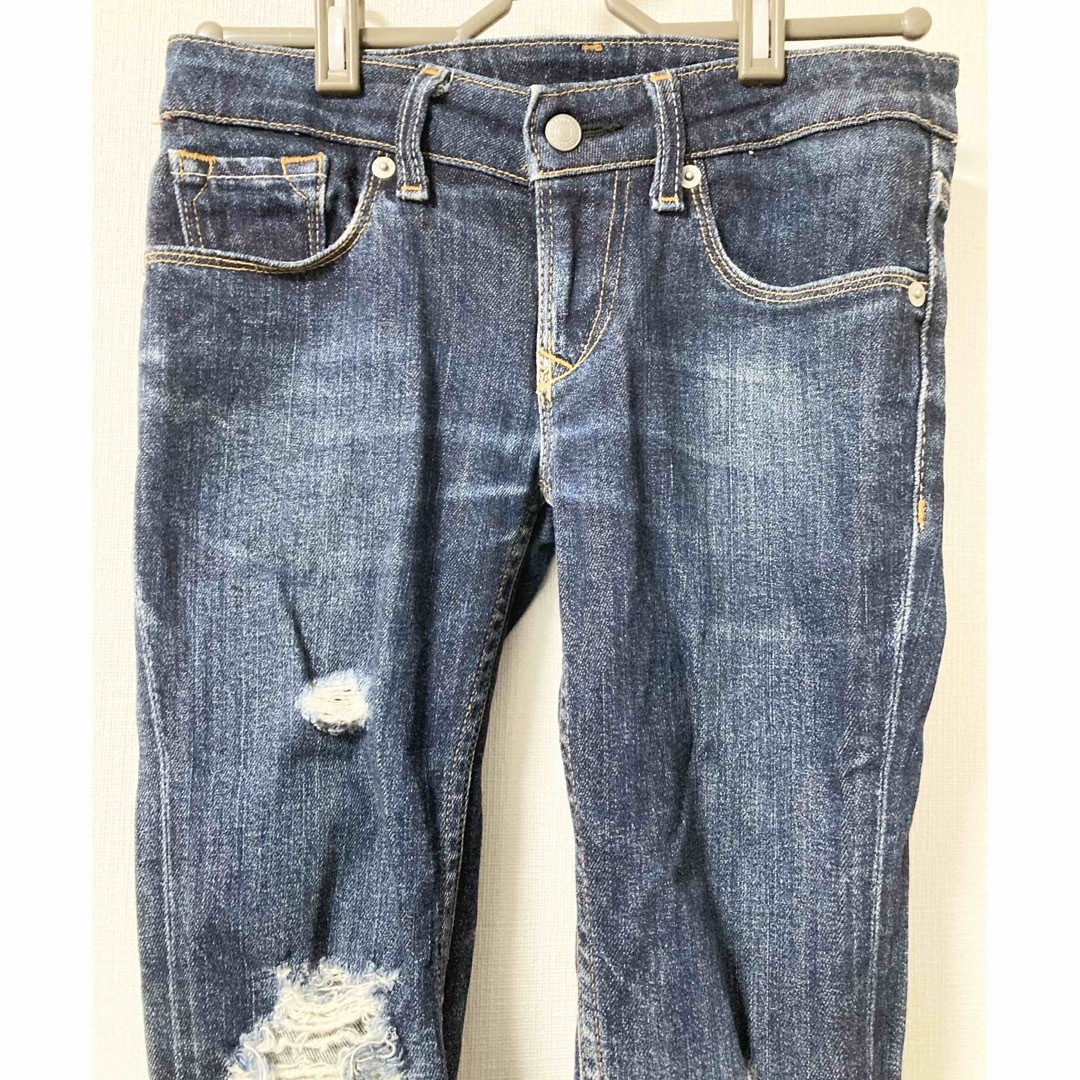 Levi's(リーバイス)のLevi's ダメージジーンズ　140cm キッズ/ベビー/マタニティのキッズ/ベビー/マタニティ その他(その他)の商品写真