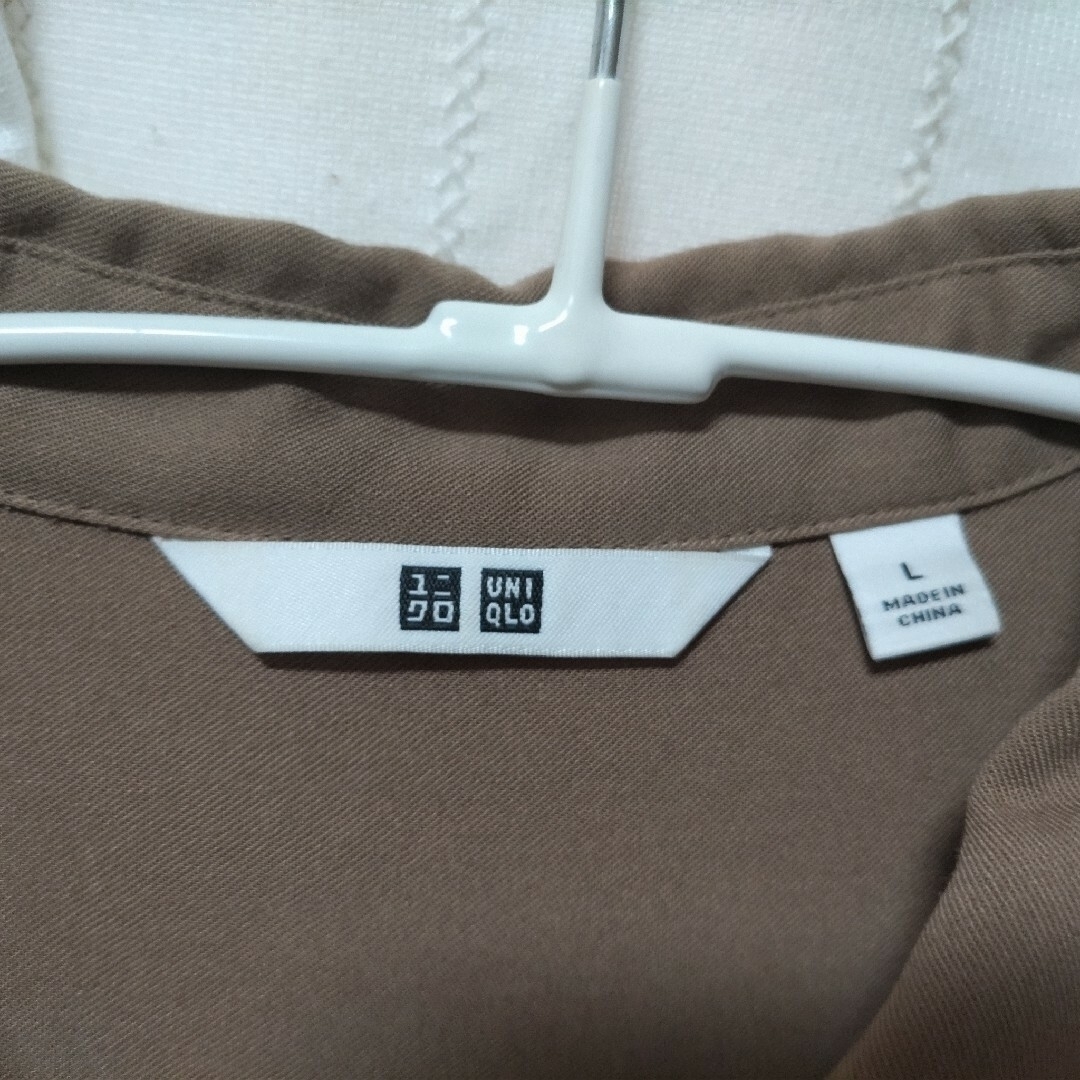 UNIQLO(ユニクロ)のユニクロ　レーヨンブラウス レディースのトップス(シャツ/ブラウス(長袖/七分))の商品写真