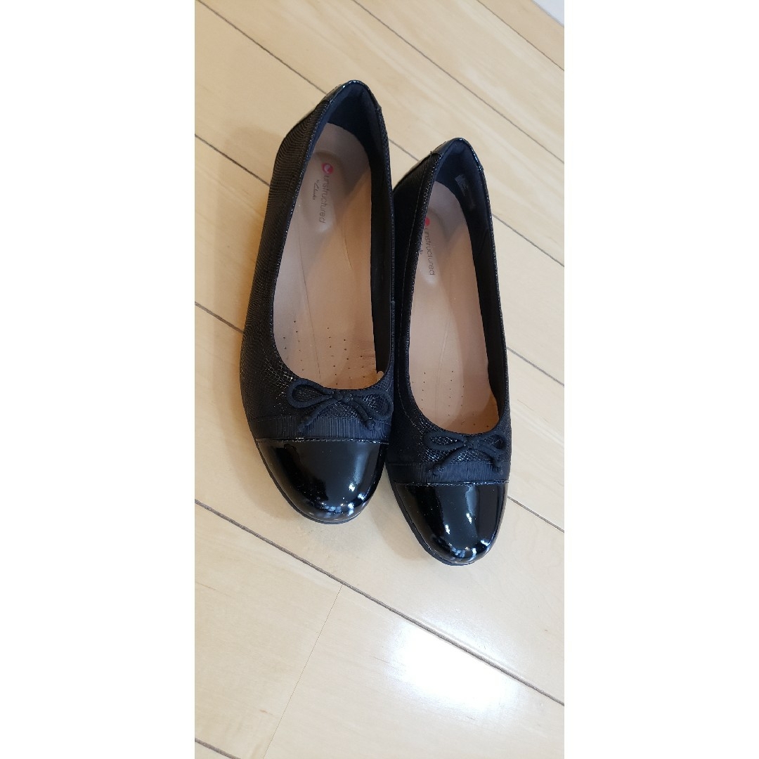 お値下げ！美品⭐︎Clarks(クラークス)・黒パンプス　23.5cm