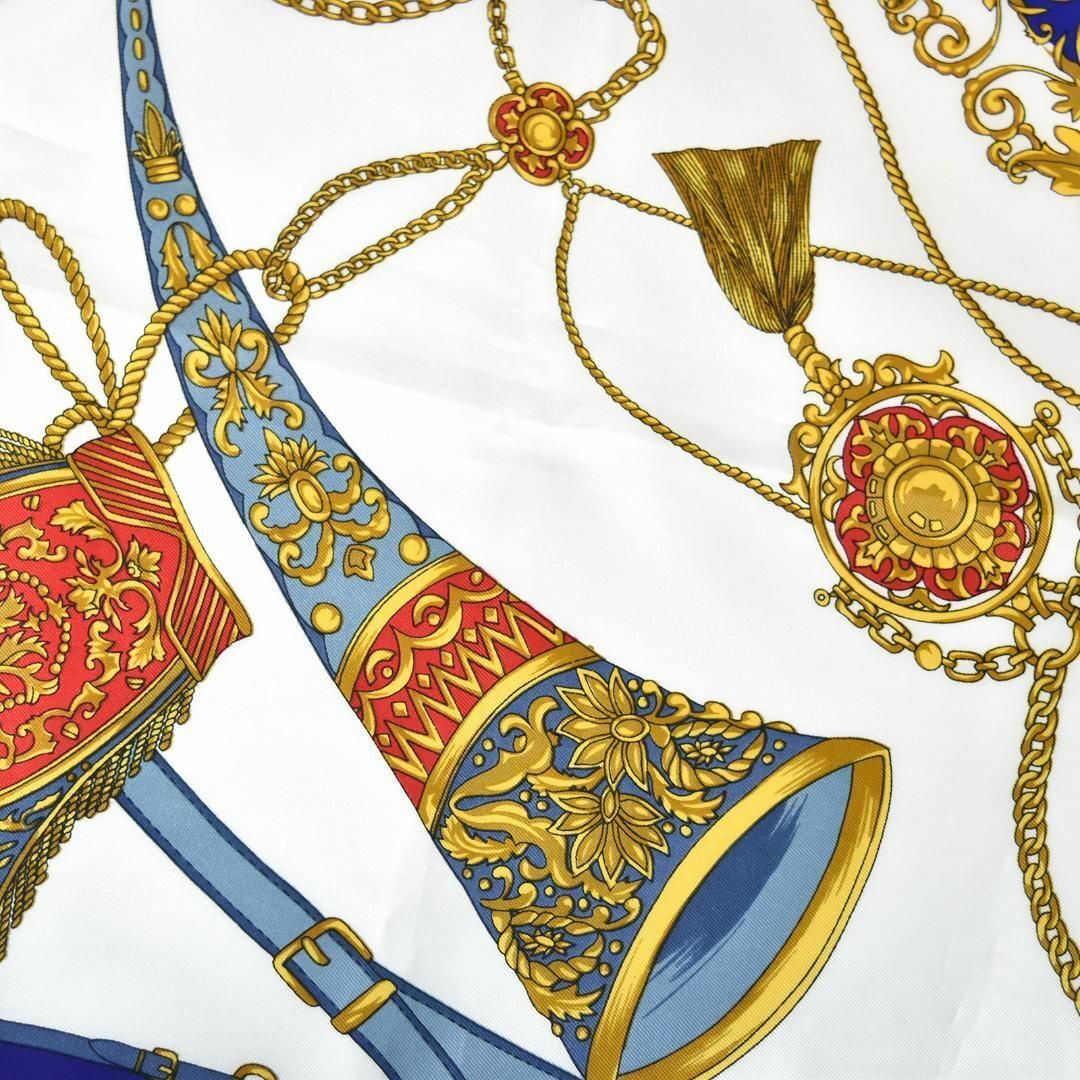 Hermes(エルメス)の美品 エルメス カレ90 スカーフ シルク ブルー×ゴールド  A04062 レディースのファッション小物(バンダナ/スカーフ)の商品写真