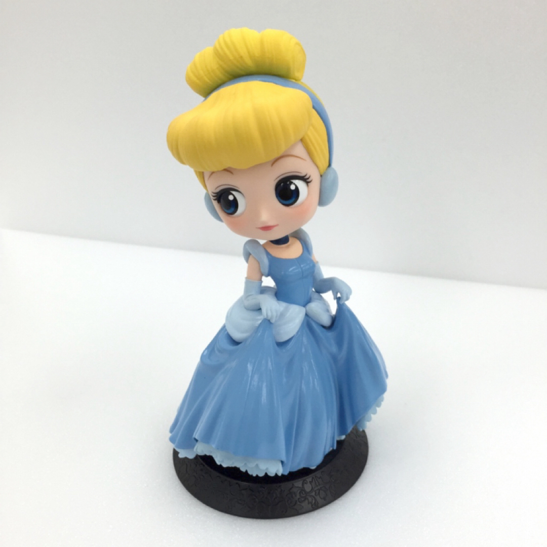 シンデレラ(シンデレラ)の【レア】ディズニープリンセス Disney  Qposket シンデレラセット エンタメ/ホビーのおもちゃ/ぬいぐるみ(キャラクターグッズ)の商品写真