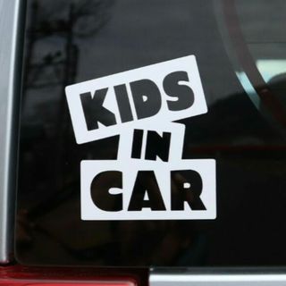 KIDS IN CAR カッティングステッカー　車　子供　グッズ　キッズインカー(その他)