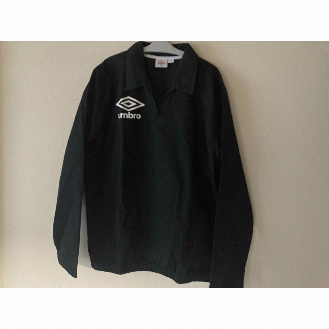 UMBRO(アンブロ)の極美品　アンブロ　ドリルトップ　プルオーバー　黒　L　ブラック メンズのジャケット/アウター(ブルゾン)の商品写真