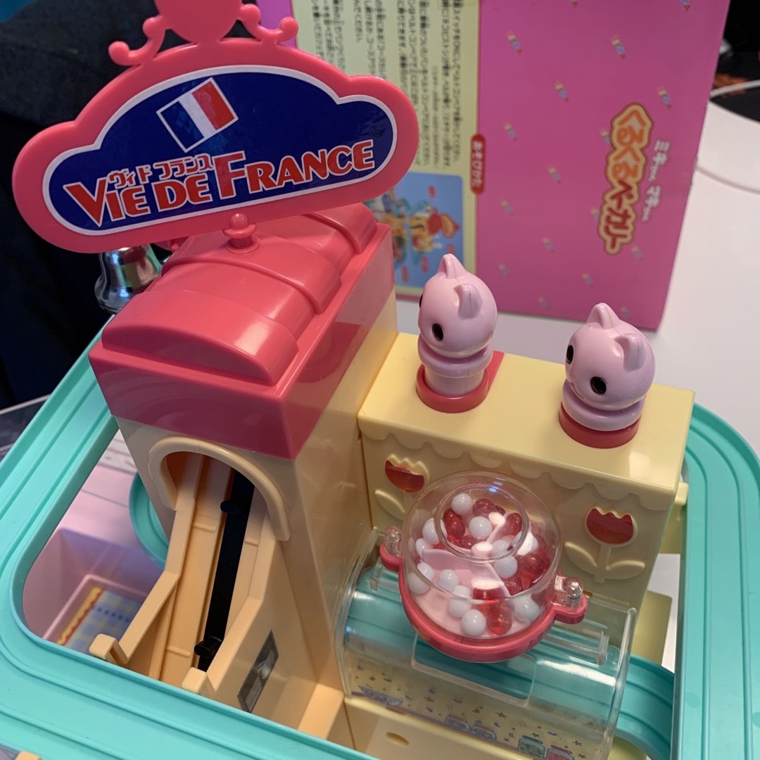 リカちゃん - タカラトミー リカちゃん くるくるベーカリーの リカちゃん - タカラトミー リカちゃん くるくるベーカリーの