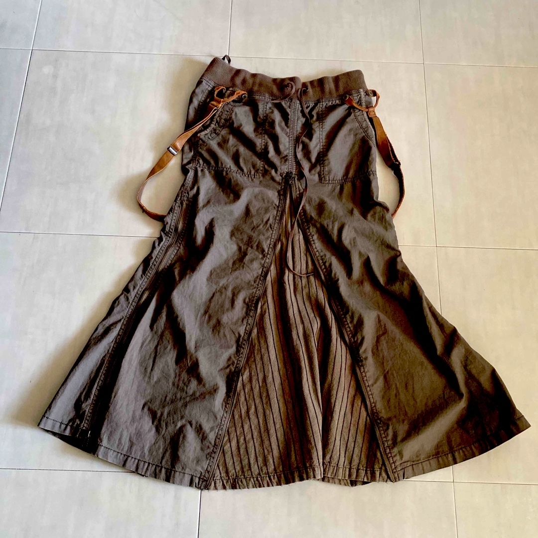 goa(ゴア)のサスペンダーつき　スライダースカート レディースのスカート(ロングスカート)の商品写真