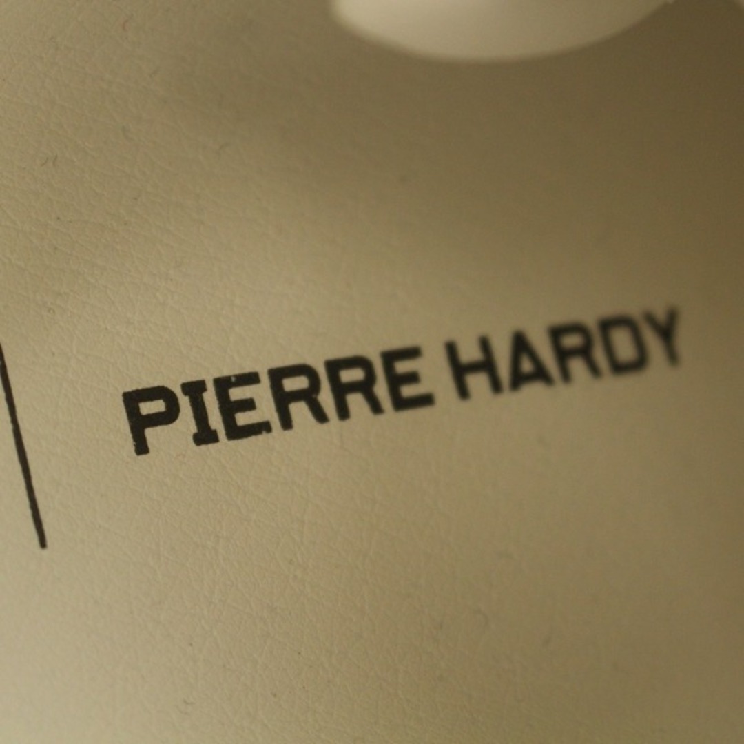 PIERRE HARDY(ピエールアルディ)のピエールアルディ SNEAKERS001 キューブ スニーカー 25.0㎝ 白 レディースの靴/シューズ(スニーカー)の商品写真