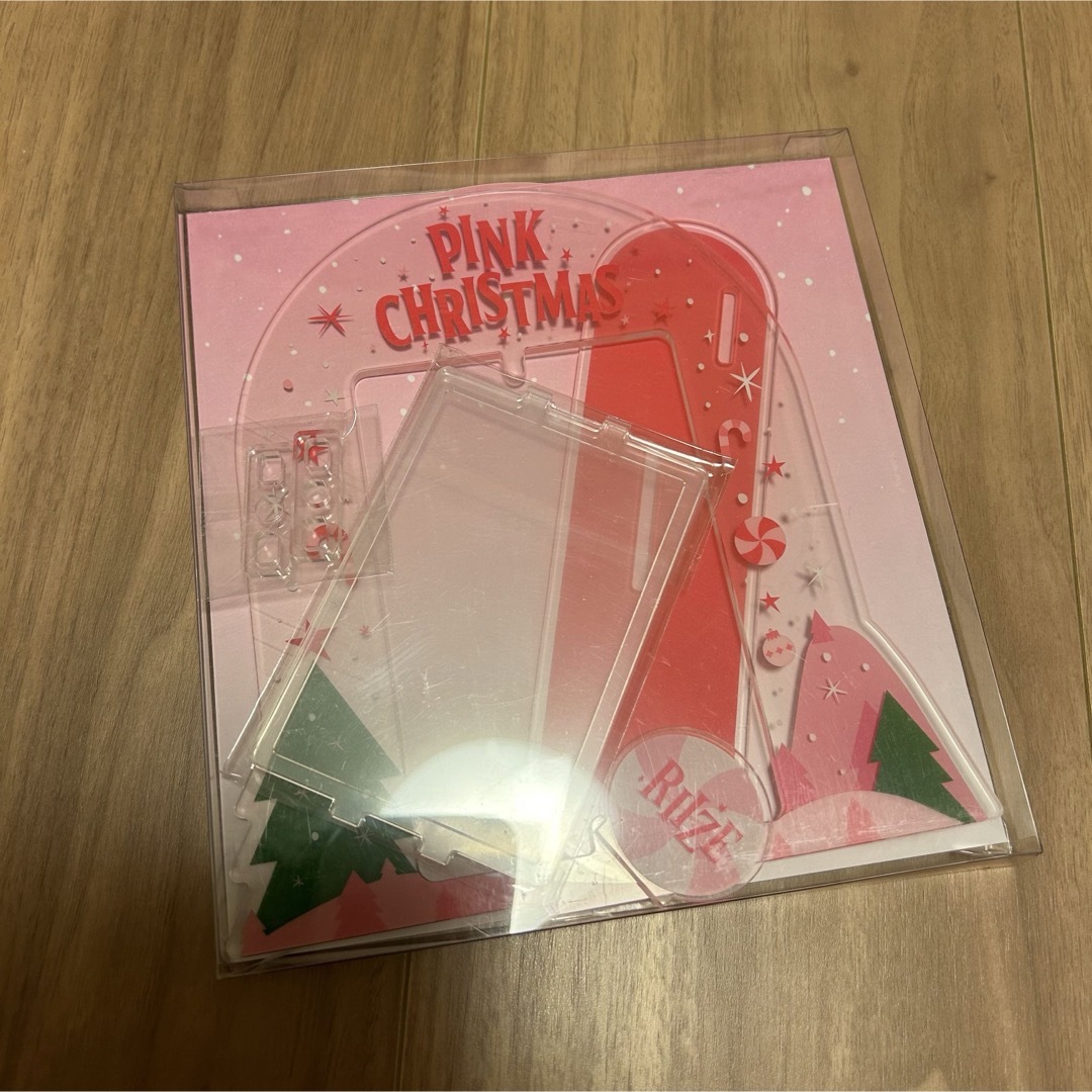 ウンソク⭐️RIIZE pink christmas アクスタ 両面トレカ エンタメ/ホビーのタレントグッズ(アイドルグッズ)の商品写真