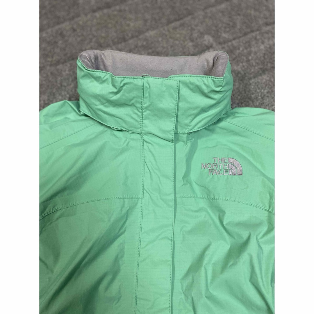 THE NORTH FACE(ザノースフェイス)のTHE NORTH FACE ナイロンパーカー子供 110  キッズ/ベビー/マタニティのキッズ服男の子用(90cm~)(ジャケット/上着)の商品写真