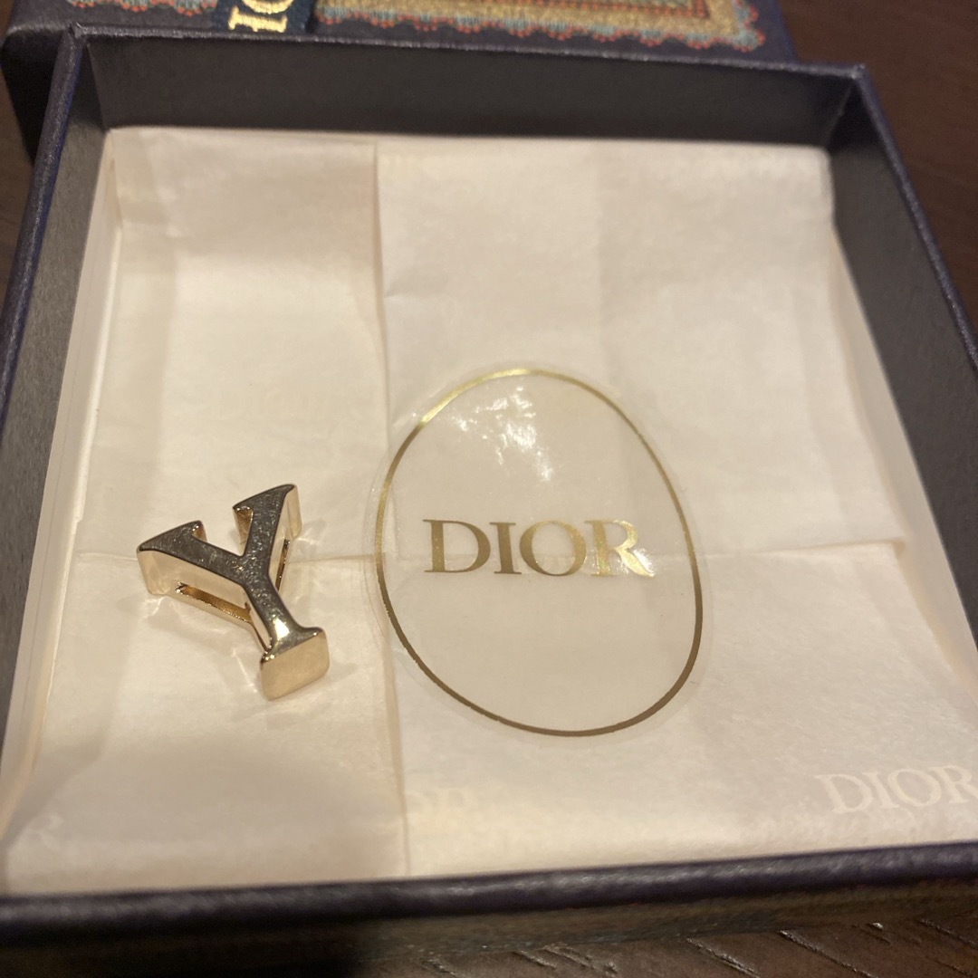 Dior(ディオール)の新品未使用　DIOR Y ショルダーバッグ用チャームY レディースのアクセサリー(チャーム)の商品写真