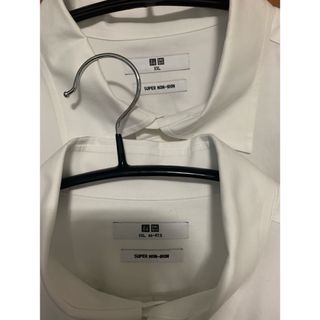 ユニクロ(UNIQLO)のユニクロ　スーパーノンアイロンシャツ XXL 2点セット おまけ付き(シャツ)