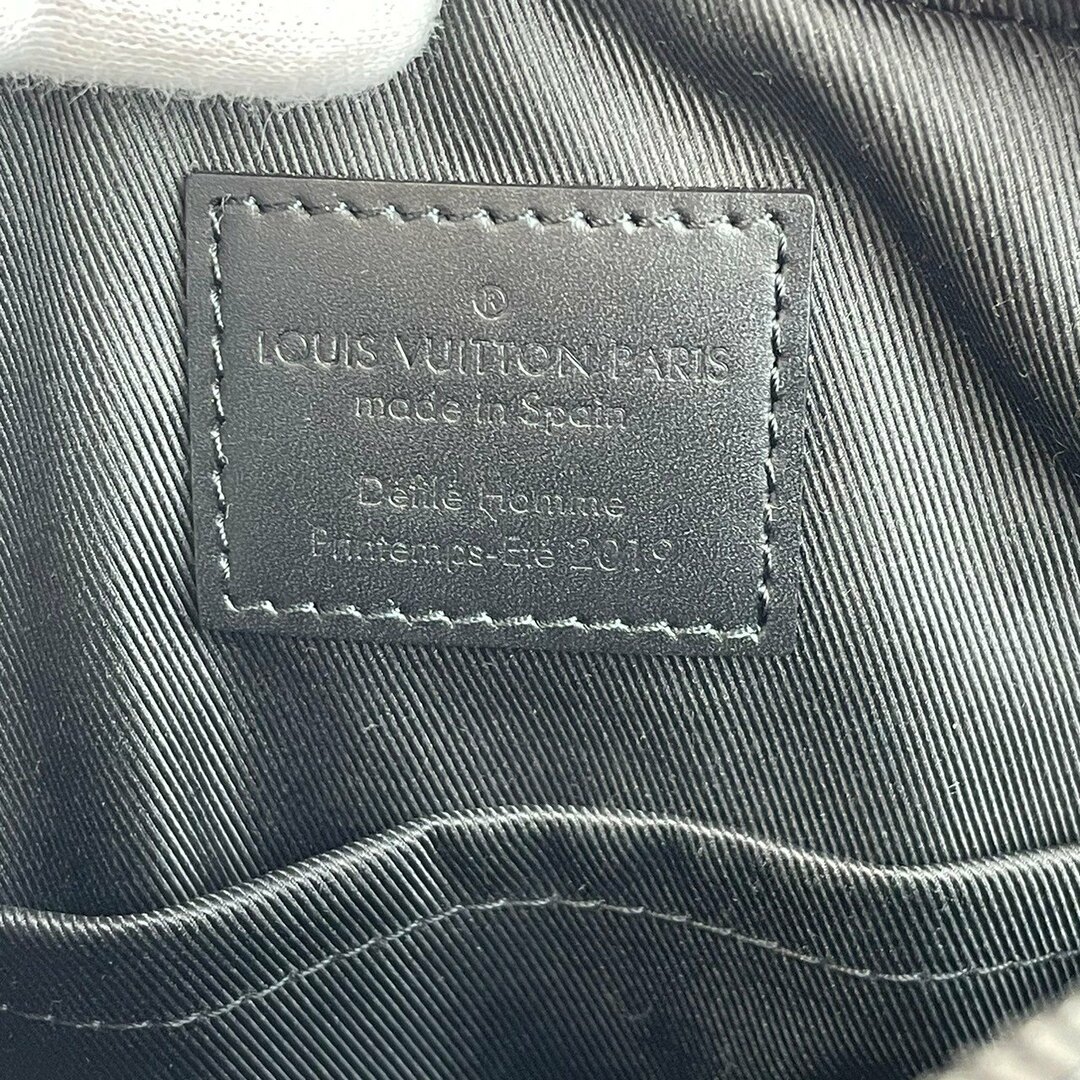 LOUIS VUITTON(ルイヴィトン)の未使用品 Louis Vuitton ルイヴィトン モノグラム ブラウン ボディバッグ メンズのバッグ(ボディーバッグ)の商品写真