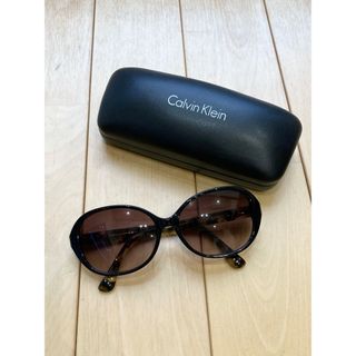 カルバンクライン(Calvin Klein)の【美品】Calvin Klein  サングラス(サングラス/メガネ)