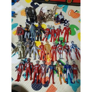 バンダイ(BANDAI)のウルトラマン ソフビ まとめ売り(特撮)