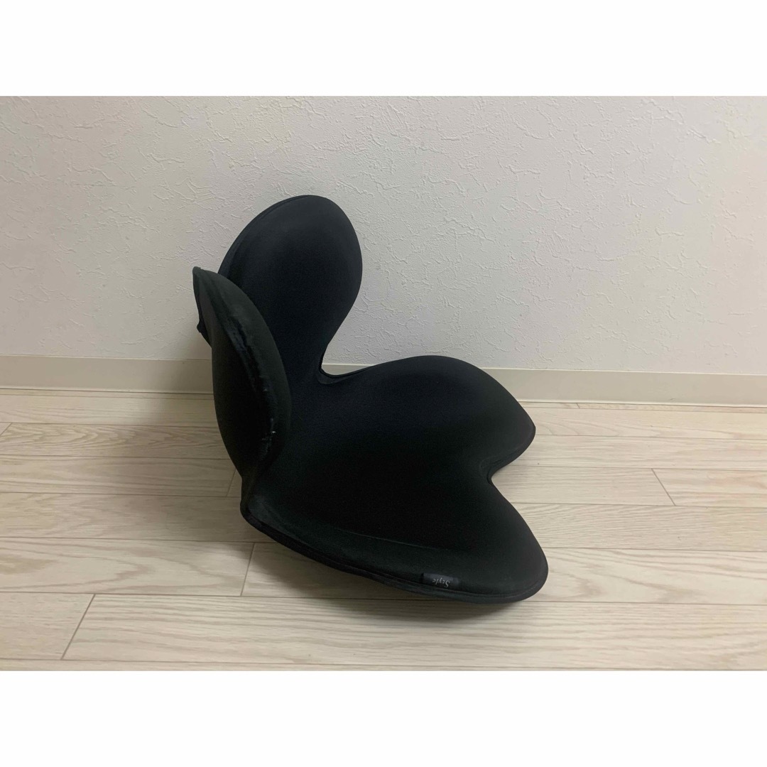 MTG ボディメイクシート Style　黒 インテリア/住まい/日用品の椅子/チェア(その他)の商品写真