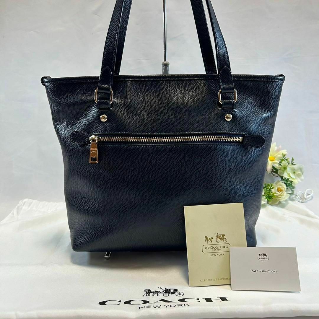 COACH(コーチ)の【訳アリ極美品】コーチ 36632 トートバック レザー A4可 ネイビー レディースのバッグ(トートバッグ)の商品写真