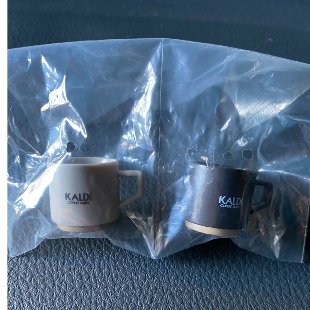 KALDI(カルディ)のカルディ　ミニチュアフィギュア　スタッキングマグカップ エンタメ/ホビーのコレクション(ノベルティグッズ)の商品写真