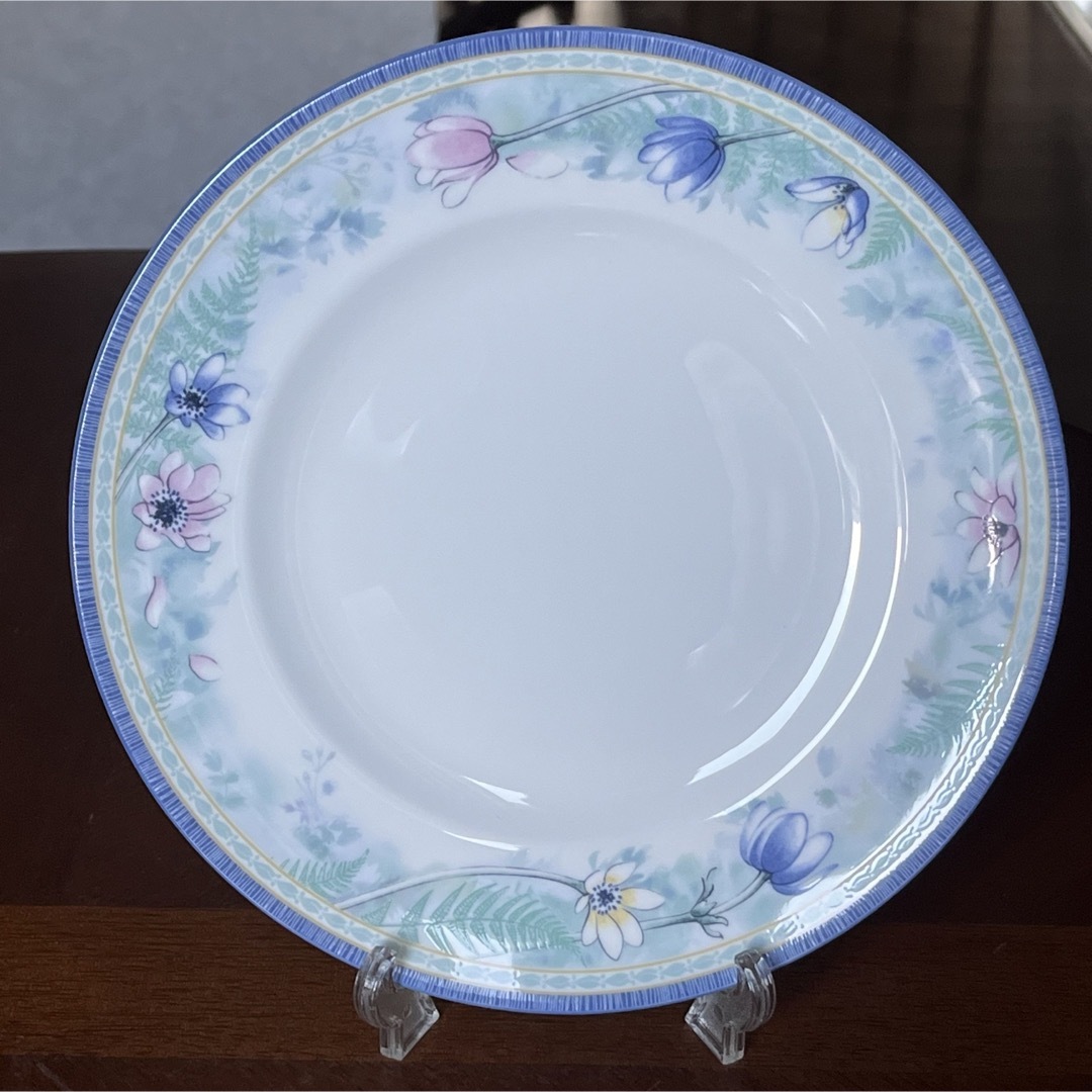 WEDGWOOD(ウェッジウッド)の【レア美品】ウェッジウッド★デルフィーナ★トリオ　 インテリア/住まい/日用品のキッチン/食器(食器)の商品写真