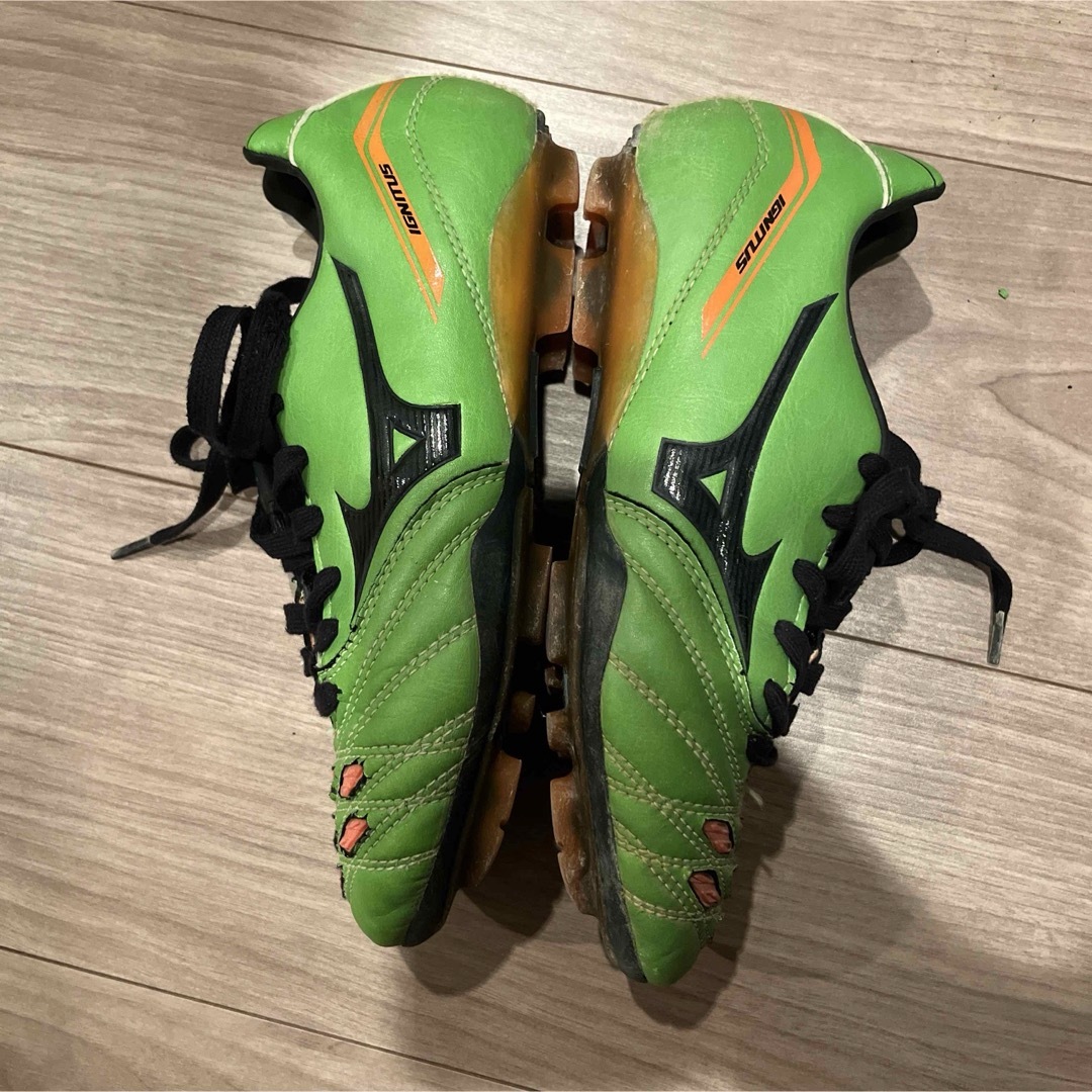 ミズノ サッカースパイク ジュニア イグニタス IGNITUS 22cmの ミズノ サッカースパイク ジュニア イグニタス IGNITUS 22cmの