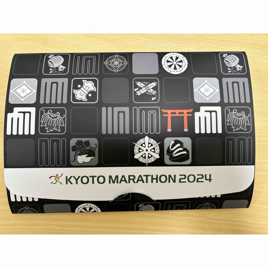 京都マラソン2024　ネックゲイター スポーツ/アウトドアのランニング(その他)の商品写真