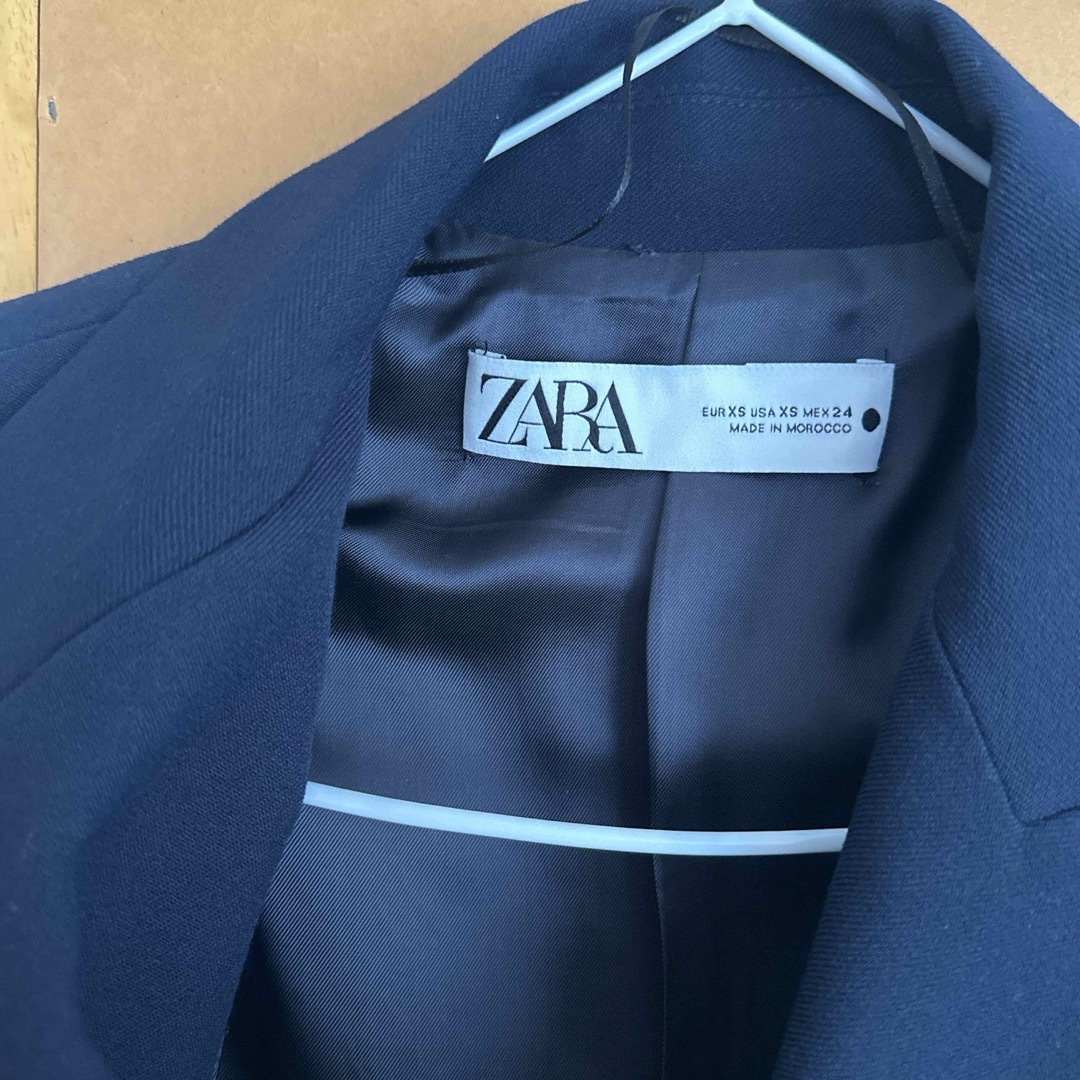 ZARA(ザラ)のZARA新品ダブルブレストフィットブレザー&ストレートフィットミニマリストパンツ レディースのフォーマル/ドレス(スーツ)の商品写真