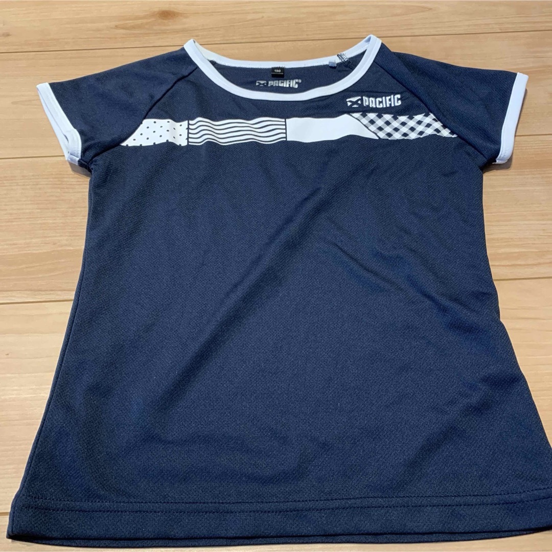 スポーツTシャツ　130 キッズ/ベビー/マタニティのキッズ服女の子用(90cm~)(Tシャツ/カットソー)の商品写真