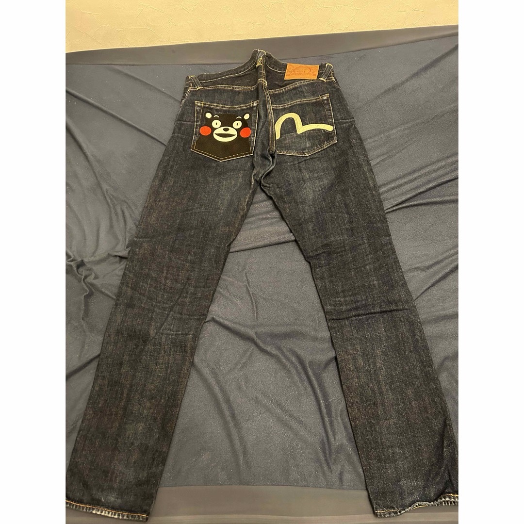 EVISU(エビス)のエビスジーンズ　クマモンコラボ メンズのパンツ(デニム/ジーンズ)の商品写真