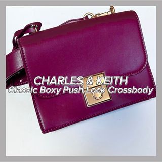 チャールズアンドキース(Charles and Keith)のCHARLES & KEITH(ハンドバッグ)