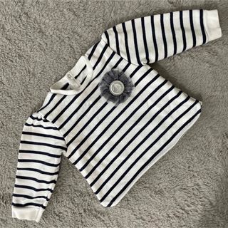 プチバトー(PETIT BATEAU)の18m/81cm プチバトー　ボーダー柄コサージュ付き綿100%トレーナー(シャツ/カットソー)