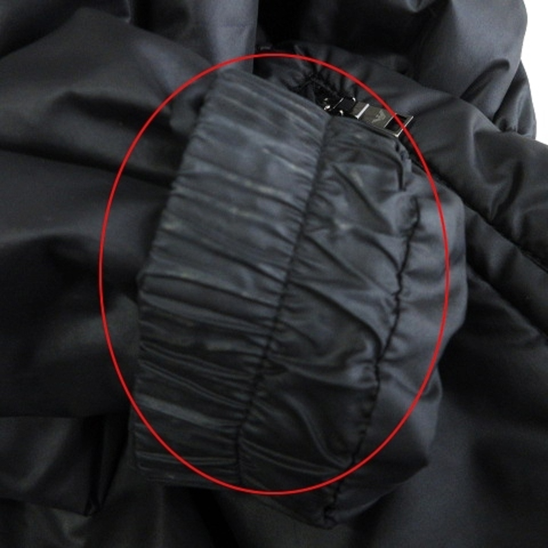 Emporio Armani(エンポリオアルマーニ)のエンポリオアルマーニ 中綿ジャケット ラビットファー 無地 黒 40 L相当 レディースのジャケット/アウター(ブルゾン)の商品写真