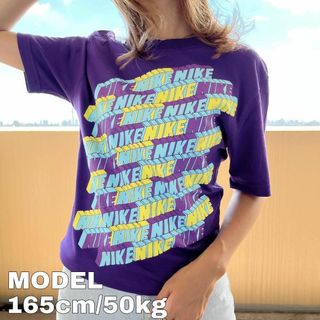 ナイキ(NIKE)のNIKE ナイキ ビッグロゴプリントTシャツ パープル 紫 イエロー 黄色 青(Tシャツ/カットソー(半袖/袖なし))