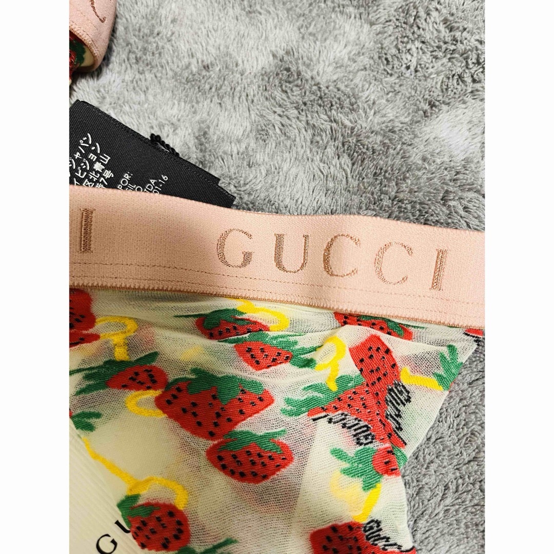 Gucci(グッチ)のGUCCI ショートストッキング タイツ ソックス 靴下 レディースのレッグウェア(タイツ/ストッキング)の商品写真