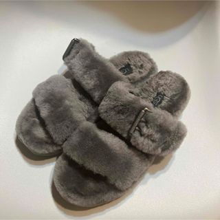 UGG - UGG×Telfar 限定 コラボ ミニバッグ 限定完売商品 UGG